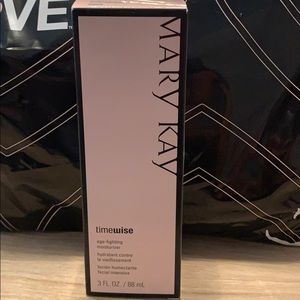 Age Fighting Moisturizer (Combination/Oily Skin)